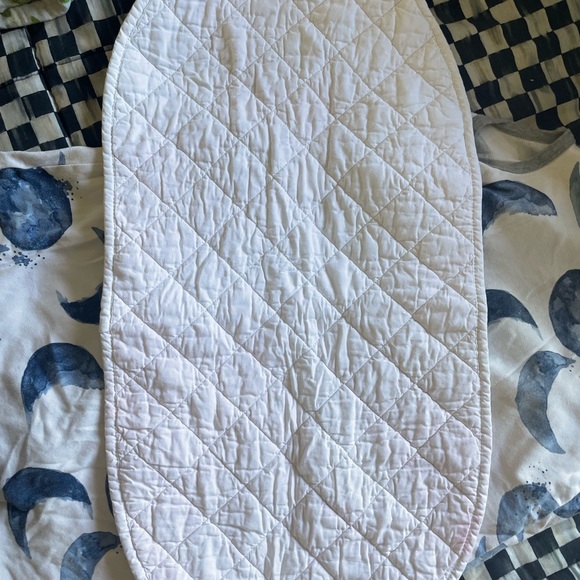 Bundle: Sleep Sack, Moses Basket liner & Muslin Cloth - Picture 4 of 9